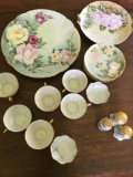 19 pieces. Vintage Floral china