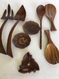 8 pieces. Wood, Assorted spoons/ forks , flower dishes, Yosemite leaf deco