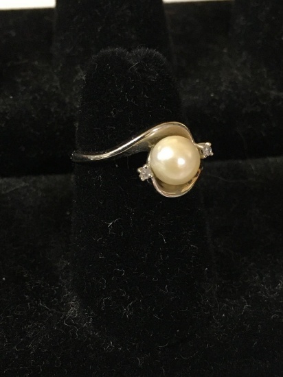 10K Gold Pearl Ring size 6