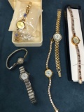 Ladies Vintage Wittnauer, Geneva, Linden World, & assorted women?s watches