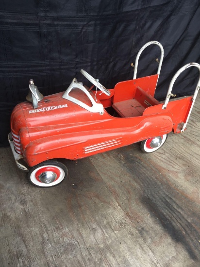 Vintage Murray Fire Department Metal Pedal Car