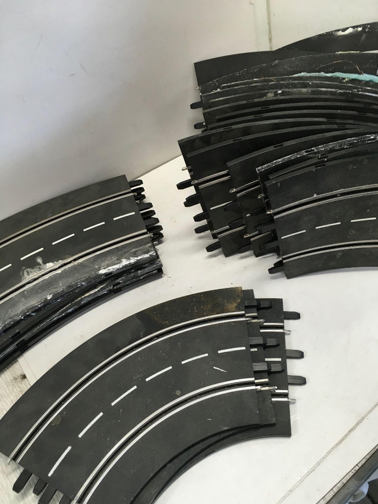 24 pieces Carrera track, Curved and High banked | Estate & Personal  Property Personal Property | Online Auctions | Proxibid