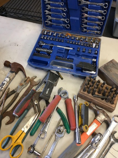 Lot. Assorted tools