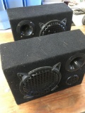 Set of car speakers