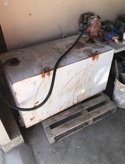 100 Gallon Fuel Tank with tank, model 484000