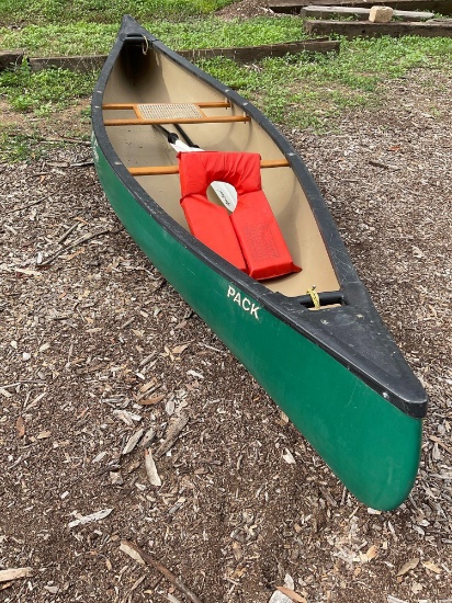 11' Old Town Canoe with 2) Aqua-Bound oars and vest