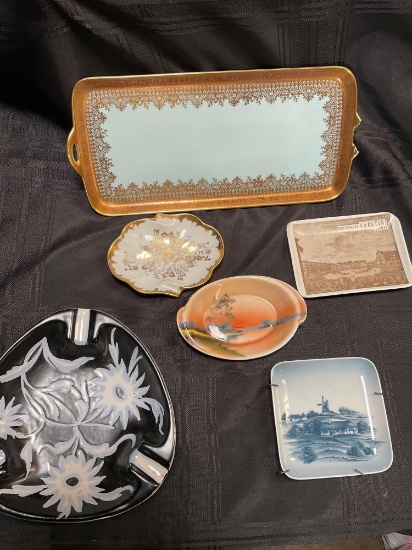 Assorted vintage decorative trays and plates. See pictures for stamp/maker/designer.