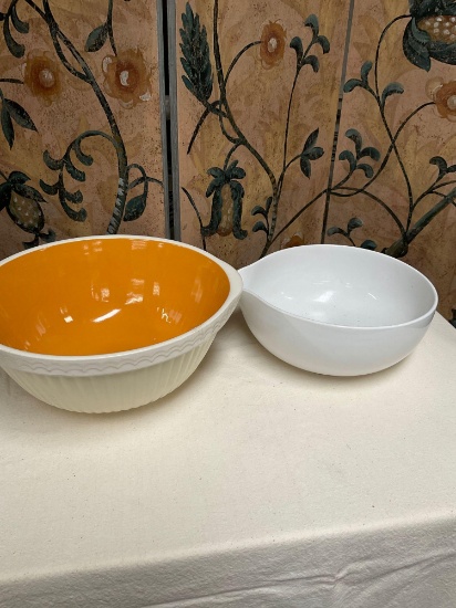 Vintage TG Green LTD large bowls. 5"T x 12"W & 4"T x 10"W