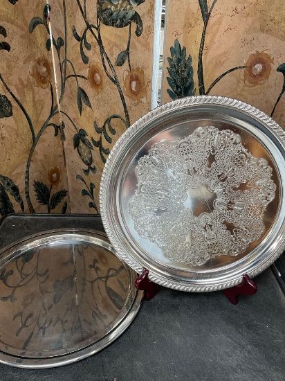 Vintage 1) 13" TraditionalWare aluminum tray 1) 13" Alessy Italy stainless tray