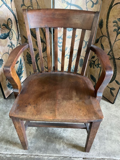 Vintage Taylor's Comfortable chair, Bedford Ohio USA arm chair