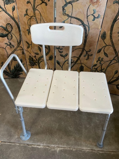 Nova transfer bench