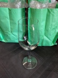 Wine glasses. 12 pieces. Majority bubble wrapped