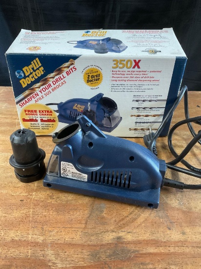 Drill Dr sharpener. Turned on with manual