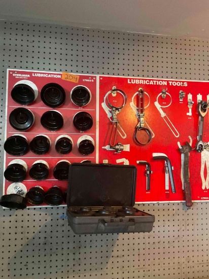 Lubrication tools