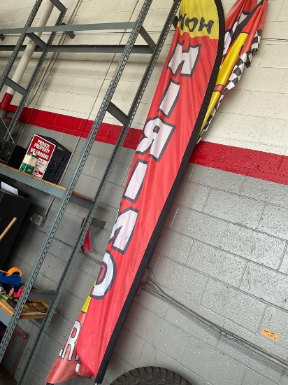 Feather flags. 4 pieces: Brakes Specialists, Now Hiring, Auto Repair, Brake Service.