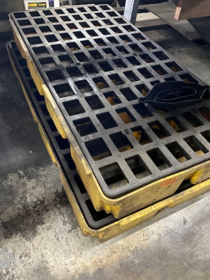Eagle stain, containment platforms. 4' 4" x 2' 3" x 7"