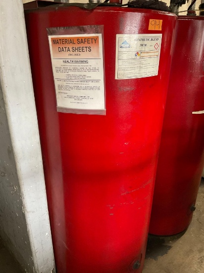 Bulk oil container , 240 gal, 1/2 full of new 5W30 synthetic