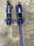 Jack stands, both pumped, one handle. 2 pieces