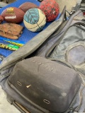 Sports. Bownet bag, 3) bats, 5) assorted balls 1) glove
