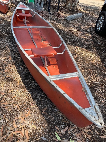 15' The Coleman Company canoe