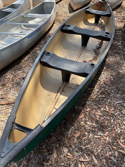 15' Pelican canoe