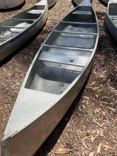 14' Grumman aluminum canoe