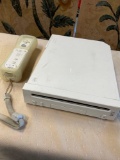 Wii console turned on,Wii control, with cable
