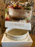New ceramic beverage tub with stand