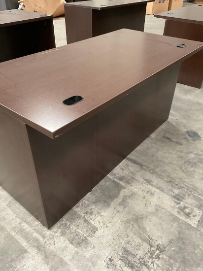 Office Desk. Model AA 4 Edge 60" x 30" x 30". See second pic for more product info.