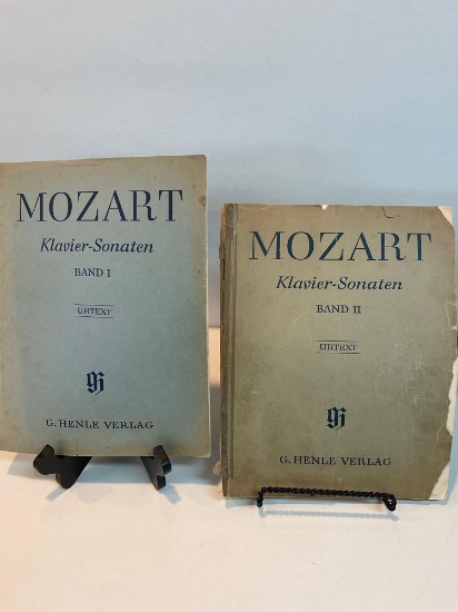 Vintage/ collectible.Mozart Klavier- Sonaten Band I & II, G. Henle Verlag sheet music books. 2