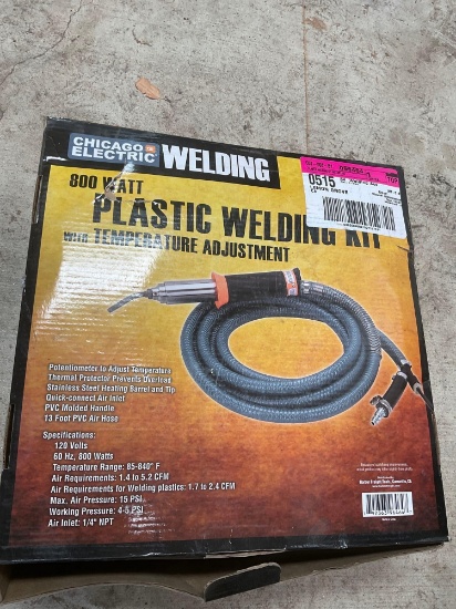 800 watt plastic welding kit.