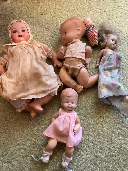 Vintage dolls. 5 pieces. Large doll stamped with 300-7/0 Germany, see pics
