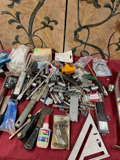 Sockets, Pry bar, Scrapers, assorted tools