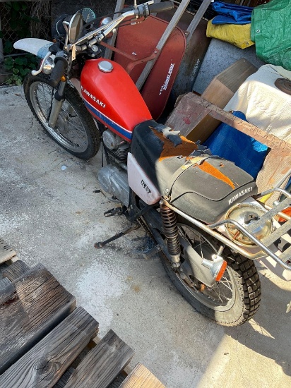 1978 Kawasaki Dual Sport KL 250, Does not run, has Salvage Lien sale docs, best use for parts only.