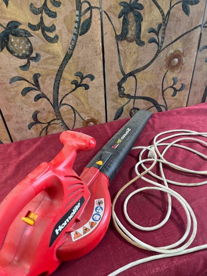 Homelite electric leaf blower. Turned on