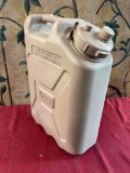 Tactical 5 gallon water can