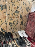 Ricardo Beverly Hills rolling luggage & 8 pairs of assorted shoes. Sizes 8-11