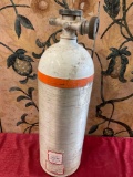 Survivair US divers air tank. See pics for more info stamped on item