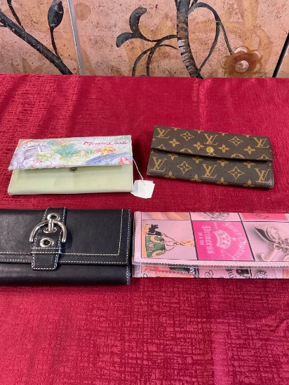 Assorted wallets. 4 pieces