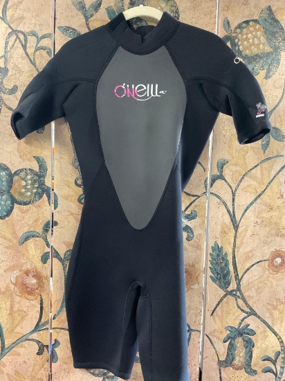 O'Neill 2mm ,new with tags, size 8 wet suit