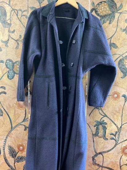 Long dark blue coat seems to be a s/m good condition