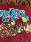 Vintage ET & Close Encounter cards. 80 cards total