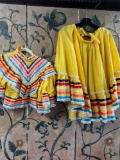 Mexican folk dance blouse & skirt. Seems to be a S/M size