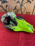 Swim Ways remote control boat, untested no batteries available