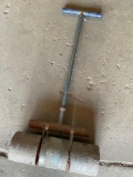 Heavy duty hand roller