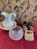 Assorted items. 6 pieces