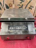 Ember Glo model ES5PB food steamer, turned on