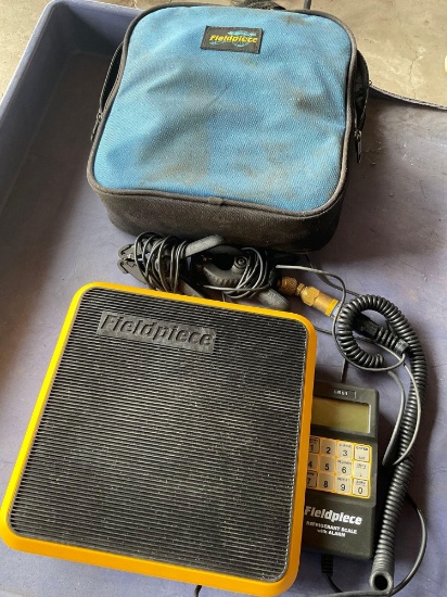 Fieldpiece Refrigerant scale with alarm with soft case