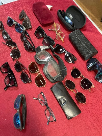 Assorted glasses and empty cases. 20 pieces