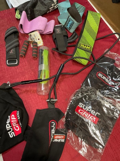 Exercise equipment. 11 pieces